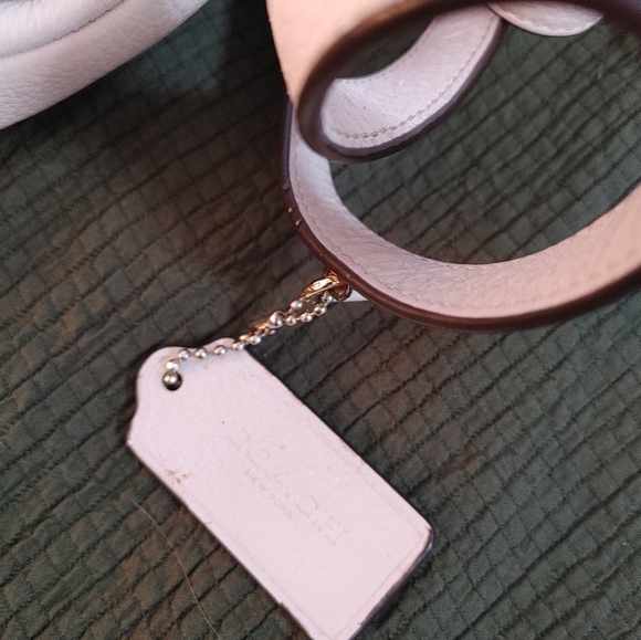 Coach Backpack 22 - Picture 2 of 4